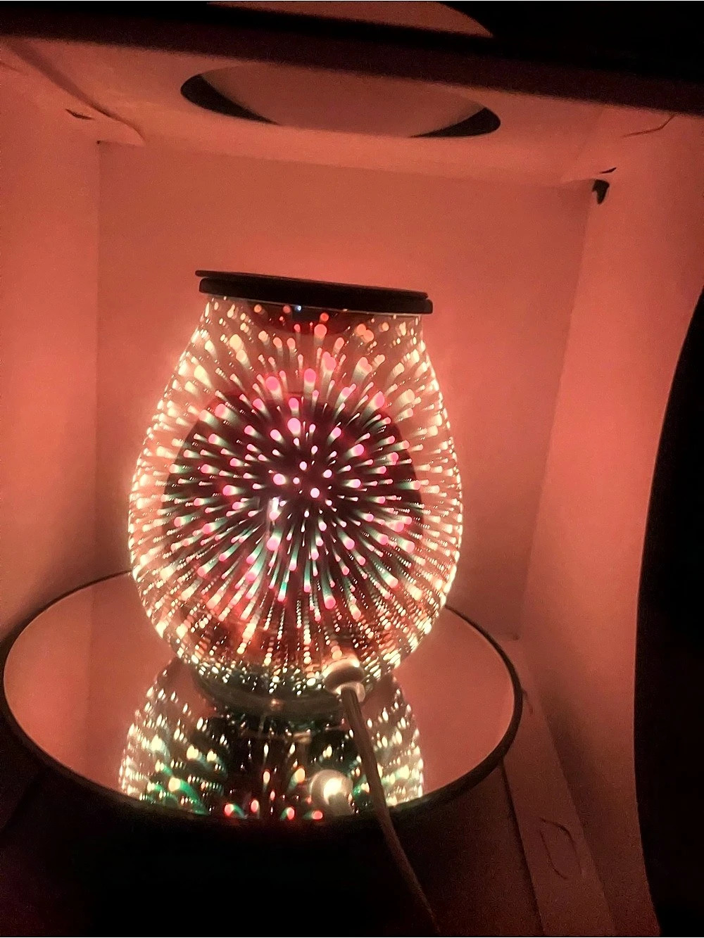 Wax warmer electrical with a timer. Beautiful mirror during the day and firworks - Picture 7 of 11
